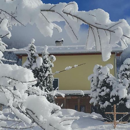 Fantastic Apartment With Terrace Untertauern Exteriér fotografie